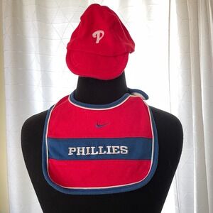 Nike Philadelphia Phillies Baby‎ Bib and Hat Set Red Blue 18M MLB Baseball